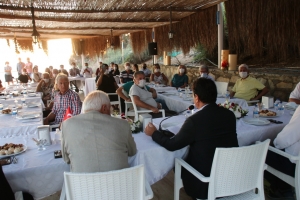 BAŞKAN ARAS BİRİM MÜDÜRLERİYLE YİNE SAHADAYDI