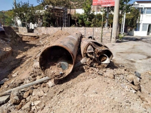 YAĞMUR KANALLARINDA İYİLEŞTİRME ÇALIŞMASI GERÇEKLEŞTİRİLDİ