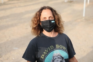 BELEDİYENİN KIYI TEMİZLİĞİNE ÜNLÜ İSİMLERDEN DESTEK