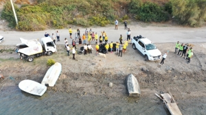 BELEDİYENİN KIYI TEMİZLİĞİNE ÜNLÜ İSİMLERDEN DESTEK