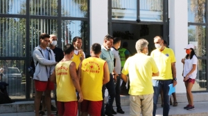 BODRUM HALK PLAJLARINDA CANKURTARANLAR GÖREVE HAZIR