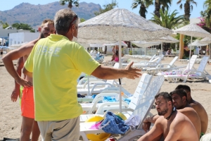 BODRUM HALK PLAJLARINDA CANKURTARANLAR GÖREVE HAZIR