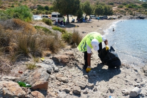 2 SAATTE 1 KAMYON ÇÖP TOPLANDI