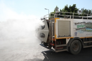 KURBAN KESİM YERLERİ İLE CADDE VE SOKAKLAR DEZENFEKTE EDİLDİ