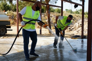 KURBAN KESİM YERLERİ İLE CADDE VE SOKAKLAR DEZENFEKTE EDİLDİ