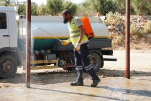 KURBAN KESİM YERLERİ İLE CADDE VE SOKAKLAR DEZENFEKTE EDİLDİ