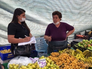 BELEDİYE KAPI KAPI DOLAŞMAYA DEVAM EDİYOR