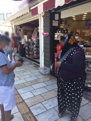 ZABITA EKİPLERİ DİLENCİLER VE SEYYAR SATICILARA GÖZ AÇTIRMIYOR