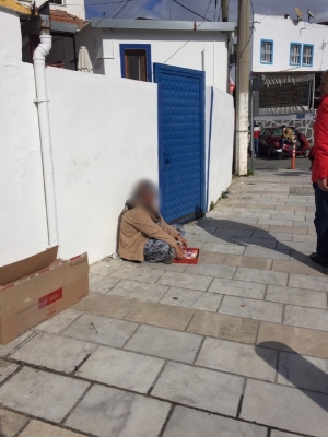 ZABITA EKİPLERİ DİLENCİLER VE SEYYAR SATICILARA GÖZ AÇTIRMIYOR