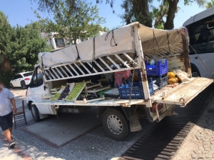 ZABITA EKİPLERİ DİLENCİLER VE SEYYAR SATICILARA GÖZ AÇTIRMIYOR