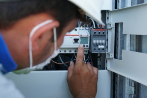 BELEDİYE AYDINLATMALARI ASTRONOMİK ZAMAN SAATİ İLE ÇALIŞACAK