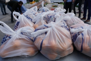 BAHÇELERİMİZDE YETİŞTİRİYORUZ, HALKIMIZA İKRAM EDİYORUZ...