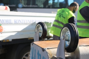 YERİNDE BAKIM VE TAMİRLERİ YAPILIYOR