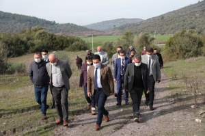 TARIMSAL ÇALIŞMALARI YERİNDE İNCELEDİLER