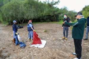 TEMİZLİK SEFERBERLİĞİ CENNET KOYU’NDA DEVAM ETTİ