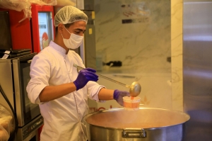 ZOR GÜNLERİ PAYLAŞARAK AŞACAĞIZ