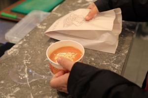 ZOR GÜNLERİ PAYLAŞARAK AŞACAĞIZ