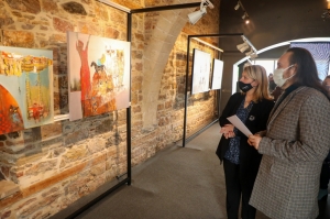 BODRUM`DA AYNI GÜNDE İKİ SERGİ SANATSEVERLER İLE BULUŞTU