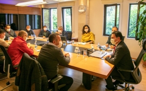 MAHALLE MUHTARLARI İLE SIKI İŞBİRLİĞİ SÜRÜYOR