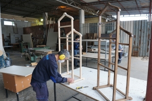 BODRUM BELEDİYESİ MOBİLYA ÜRETİMİYLE TASARRUF SAĞLIYOR