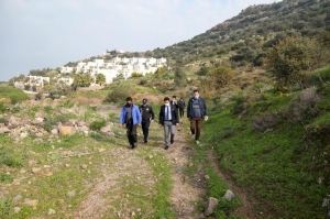 GÜNDOĞAN VE KÜÇÜKBÜK'TE YOL ÇALIŞMALARI DEVAM EDİYOR