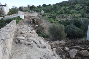 GÜNDOĞAN VE KÜÇÜKBÜK'TE YOL ÇALIŞMALARI DEVAM EDİYOR