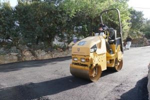 BELEDİYE FEN İŞLERİ EKİPLERİ TORBA'DA