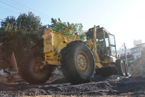 BELEDİYE FEN İŞLERİ EKİPLERİ TORBA'DA