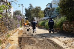 BELEDİYE FEN İŞLERİ EKİPLERİ TORBA'DA