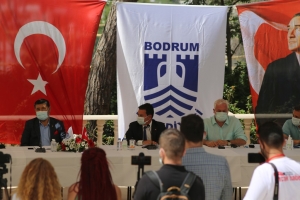 BODRUMLULAR YEŞİL ALANLARIN İMARA AÇILMASINA TEPKİLİ