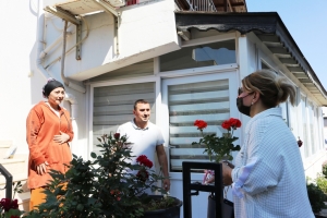 BODRUM BELEDİYESİ ANNELER GÜNÜ`NDE ENGEL TANIMAYAN ANNELERİ UNUTMADI