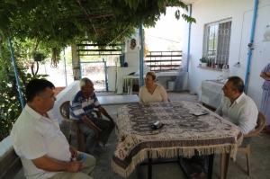 YAŞLILARA SAYGI PROJESİ İLE BODRUM’UN ÇINARLARI ZİYARET EDİLİYOR