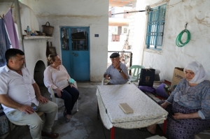 YAŞLILARA SAYGI PROJESİ İLE BODRUM’UN ÇINARLARI ZİYARET EDİLİYOR