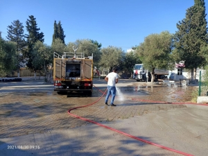 BELEDİYE EKİPLERİ OKULLARDA DEZENFEKSİYON ÇALIŞMASI BAŞLATTI