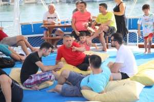 BODRUM BELEDİYESİ’NDEN İŞİTME ENGELLİLER İÇİN ‘SESSİZ TUR’