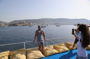 BODRUM BELEDİYESİ’NDEN İŞİTME ENGELLİLER İÇİN ‘SESSİZ TUR’