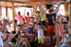 BODRUM BELEDİYESİ’NDEN İŞİTME ENGELLİLER İÇİN ‘SESSİZ TUR’