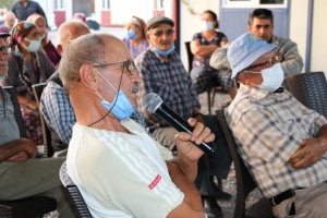 BELEDİYE YANGINDA ZARAR GÖRMÜŞ ZEYTİN AĞAÇLARININ SAĞLIKLI GELİŞMESİ İÇİN ÇALIŞIYOR