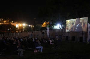 ERCAN KESAL UMURÇA PARKI'NDA SANATSEVERLERLE BULUŞTU