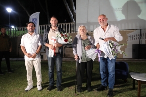 ERCAN KESAL UMURÇA PARKI'NDA SANATSEVERLERLE BULUŞTU