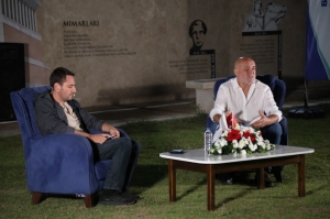 ERCAN KESAL UMURÇA PARKI'NDA SANATSEVERLERLE BULUŞTU