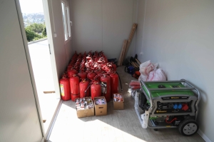 BELEDİYEDEN MAHALLELERE AFET MÜDAHALE KABİNLERİ