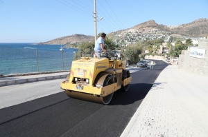 BELEDİYE FEN İŞLERİ EKİPLERİ DUR DURAK BİLMİYOR