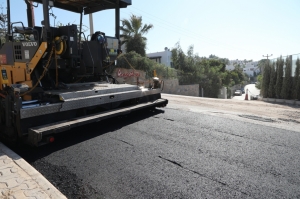 BELEDİYE FEN İŞLERİ EKİPLERİ DUR DURAK BİLMİYOR