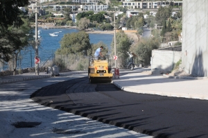 BELEDİYE FEN İŞLERİ EKİPLERİ DUR DURAK BİLMİYOR