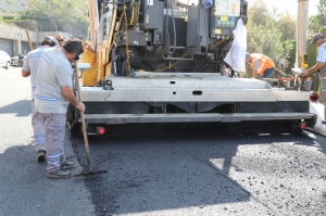 BELEDİYE FEN İŞLERİ EKİPLERİ DUR DURAK BİLMİYOR