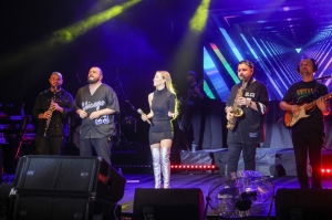 BODRUM BELEDİYESİ SARI YAZ KALE KONSERLERİ DERYA ULUĞ İLE BAŞLADI