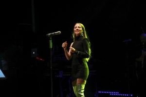 BODRUM BELEDİYESİ SARI YAZ KALE KONSERLERİ DERYA ULUĞ İLE BAŞLADI