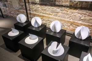 İLHAN KOMAN İLE 100 YIL HEYKEL SERGİSİ SANATSEVERLERİ BEKLİYOR