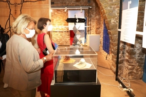 İLHAN KOMAN İLE 100 YIL HEYKEL SERGİSİ SANATSEVERLERİ BEKLİYOR